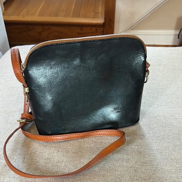 Vintage Vera Pelle - Picture 1 of 13